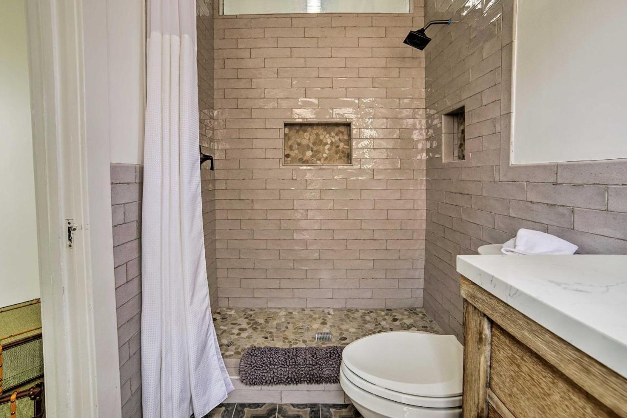 Charming Renovated Avalon Townhome, Walk To Beach! المظهر الخارجي الصورة